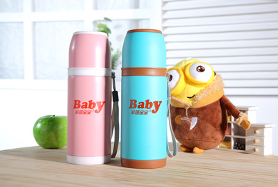 陶瓷杯子水杯拍攝保溫瓶拍攝兒童水壺水杯網(wǎng)拍產(chǎn)品攝影靜物拍照 水杯靜物場景拍攝廣州攝影設(shè)計策劃