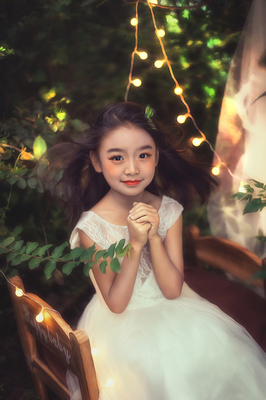 森林精靈(全)_兒童攝影_黑光圖庫