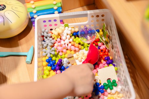 玩具玩耍繪畫藝術(shù)兒童人物攝影圖 攝影