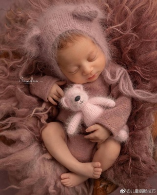 這組照片來自悉尼的攝影師Sandra,作為一個新生兒攝影師