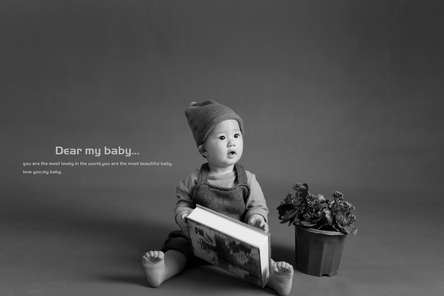 小可愛_兒童攝影_黑光圖庫_黑光網(wǎng)