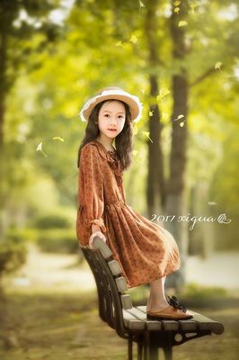 秋之杏 用鏡頭定格童年的溫暖瞬間